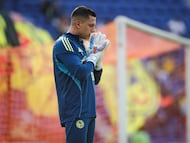 The Eagles signed Max Serrano, who is set to be listed with the Under-20 team and fight for a place with the first team.