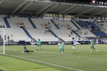 ¡¡EMPATA ASSALÉ!! ¡De nuevo llegó Jonathan Silva por la izquierda, cedió la pelota para el costamarfileño que controló, y batió a Areola con un potente remate a bocajarro!