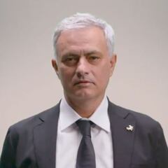 Mou raja contra la diversión más obsesiva de los futbolistas: "Se quedan jugando a esa m*****"