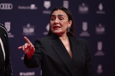 La actriz Candela Peña posa en la alfombra roja de los Premios Feroz 2026, en el Pazo da Cultura, en Pontevedra, Galicia. 