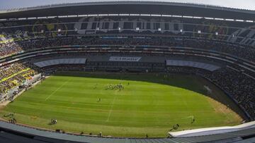 Cancha del Azteca luce con imperfecciones a d&iacute;as de la Final