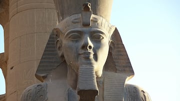 The collapse of a dynasty after the grandest reign