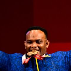 ¡Histórico! Fabio Torres gana primera medalla en powerlifting