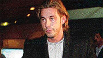 <B>DE VUELTA</b>. Mostovoi aterrizó ayer por la noche en Peinador.