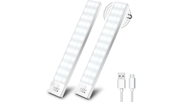 Luz LED con sensor de movimiento y conector USB disponible en Amazon.