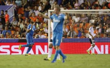 0-2. Hulk celebró el segundo gol.