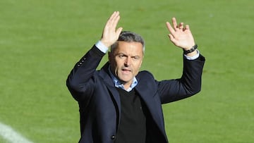 Fran Escribá no podrá rotar a muchos jugadores debido a las lesiones.