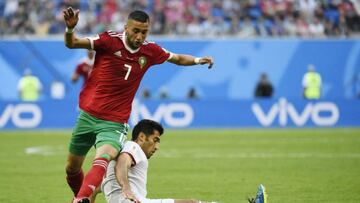 Hakim Ziyech durante un partido con Marruecos.