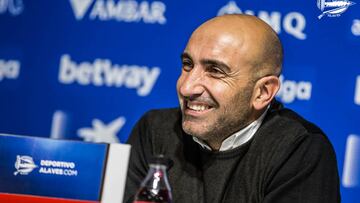 Abelardo: "Es un orgullo jugar en campos como el Bernabéu"
