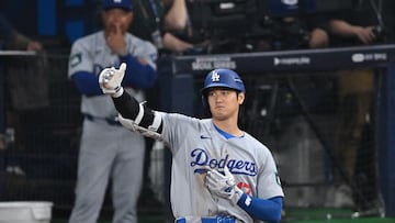 The Dodgers level the score in the eighth inning with a long sac fly by Kiké Hernández that scores Max Muncy. All tied up at 2-2.
