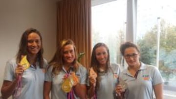 Mireia Belmonte, con sus medallas.