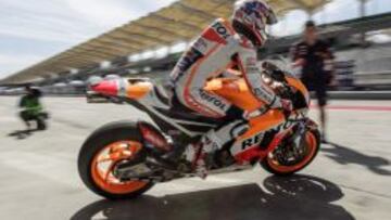 Pedrosa ha arrancado tercero en Sepang.