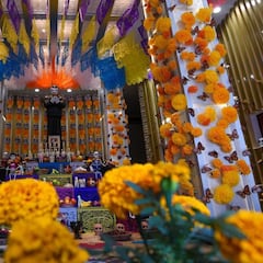 El significado de los elementos del altar de Día de Muertos: la fecha en que se prenden las velas