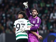 Soccer Football - UEFA Champions League - Quarter Final - First Leg - Sporting CP v Arsenal - Estadio Jose Alvalade, Lisbon, Portugal - April 7, 2026 Sporting CP's Luis Suarez and Arsenal's David Raya react REUTERS/Rodrigo Antunes
