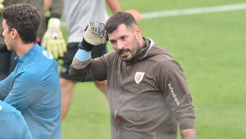 Herrerín sigue en Lezama.