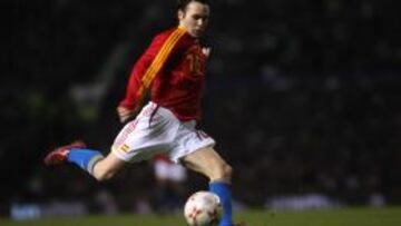 Gol de Iniesta en Manchester y España cambia de rumbo (2007)