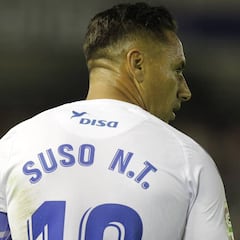 Suso se disculpa por posar con un seguidor que tenía simbología nazi