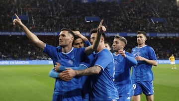 Lucas Pérez cumplirá cien partido con el Deportivo en San Fernando.