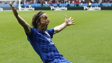 Golazo decisivo de Modric en el repaso de Croacia a Turquía