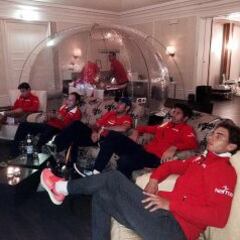 Los deportistas celebran el pase de España a la final