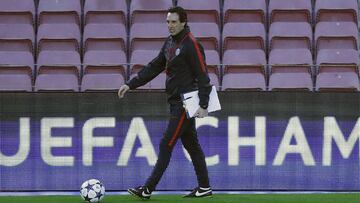 Emery practices penalties; Luis Enrique sees little point