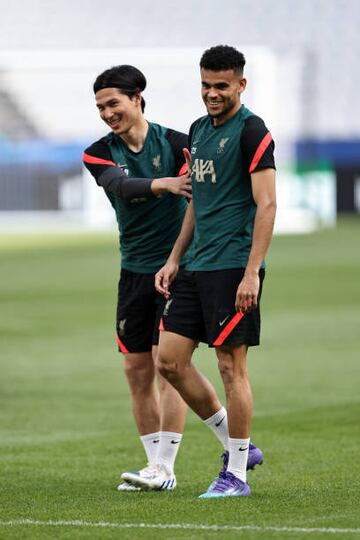 Liverpool entrenó este viernes en el Stade de France en la previa de la final que se jugará el sábado a partir de las 2 de la tarde. Luis Díaz fue protagonista con su alegría.