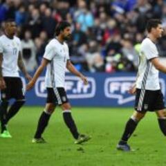 La selección alemana parte en avión especial tras los atentados