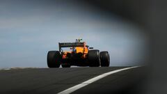 NORTHAMPTON, ENGLAND - JULY 06: Stoffel Vandoorne of Belgium driving the (2) McLaren F1 Team MCL33 Renault on track during practice for the Formula One Grand Prix of Great Britain at Silverstone on July 6, 2018 in Northampton, England.  (Photo by Dan Isti