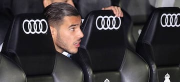 Theo, en el banquillo del Real Madrid.