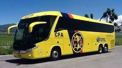 Hasta con grúa tuvo que haber sido llevado el camión el América