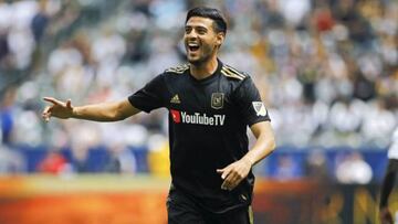 El mexicano celebra un gol con el LAFC