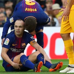 Tremenda mala suerte: la jugada en la que se rompió Iniesta
