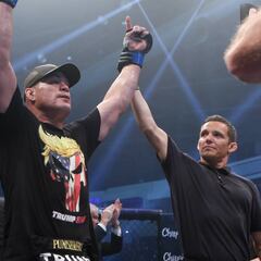 Tito Ortiz 'asalta la casa' de Alberto El Patrón para someterle