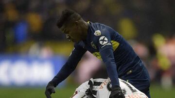 Wilmar Barrios durante el partido entre Boca Juniors y Libertad por Copa Libertadores