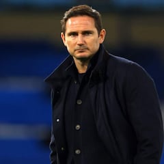 Lampard no levanta cabeza