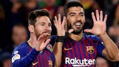 Suárez también participó de la fiesta de los 400 goles de Messi