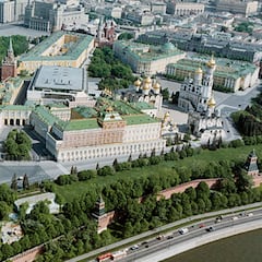Así es el Kremlin y el Gran Palacio en el que vive Putin: habitaciones de oro, lujo, jardines…