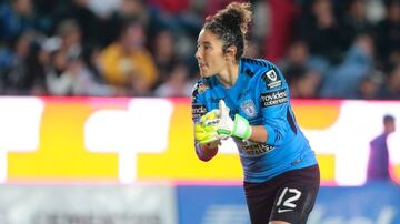 Posición: Portera
Equipo: Pachuca