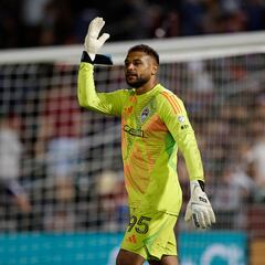 Zack Steffen y Marlon Fossey, descartados ante Panamá por lesión