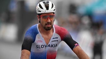 Slovakia's Peter Sagan takes part in the men's elite mountain bike cross-country short track race at the Cycling World Championships in Glentress Forest, Scotland on August 10, 2023. (Photo by Oli SCARFF / AFP)