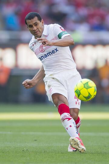 El zaguero central paraguayo, en su momento, dejó al Toluca para fichar por el Sunderland de la Premier League de Inglaterra.