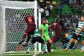 Luis Suárez, Patricio y Gerard Piqué.