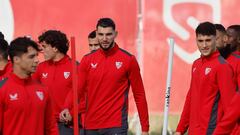 10/02/24  ENTRENAMIENTO SEVILLA

RAFA MIR
