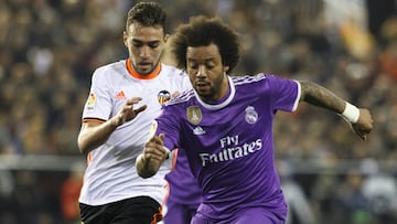 Marcelo con el bal&oacute;n.
 