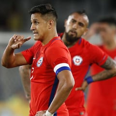 Las grandes dudas en la Roja tras los amistosos en Europa