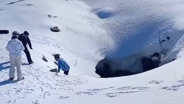 Rescate en una poza de agua helada en Sierra Nevada, el martes 13 de febrero del 2024.