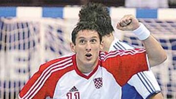 <b>GALÁCTICO. </b>Dzomba, el mejor extremo del mundo, al Ciudad Real.