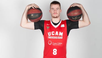 Dino Radoncic, con la camiseta del UCAM Murcia.