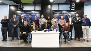 RUEDA DE PRENSA ASOCIACION DE CLUBES DE FUTBOL FEMENINO EN LA SEDE DE LALIGA LA LIGA FOTO DE FAMILIA GRUPO