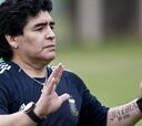 Maradona: "¿Por qué elegir entre Maradona o Messi?"